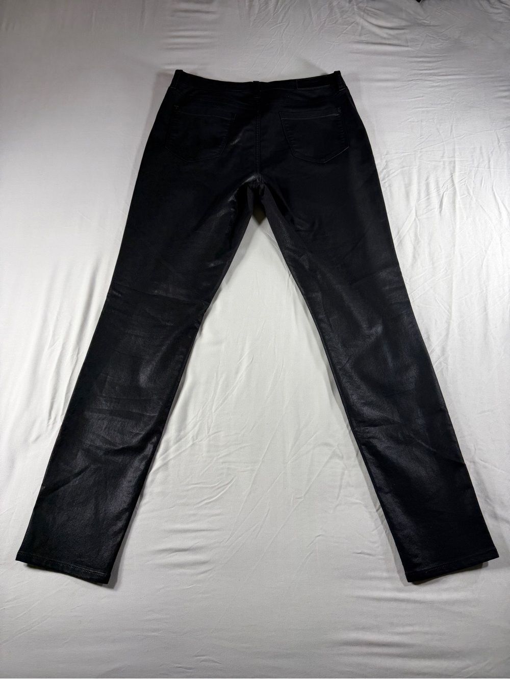 DKNY JEANS Women's Straight-Leg Jean/Jegging Size 30 Black Stretch Coated - Picture 3 of 7